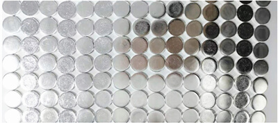 Los contactos de plata son componentes conductores clave